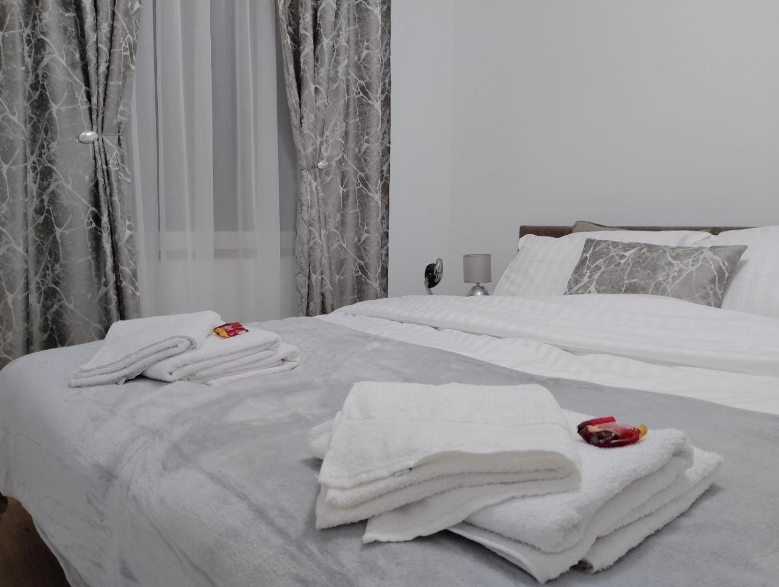 Apartman Dve Lipe Палич Екстериор снимка
